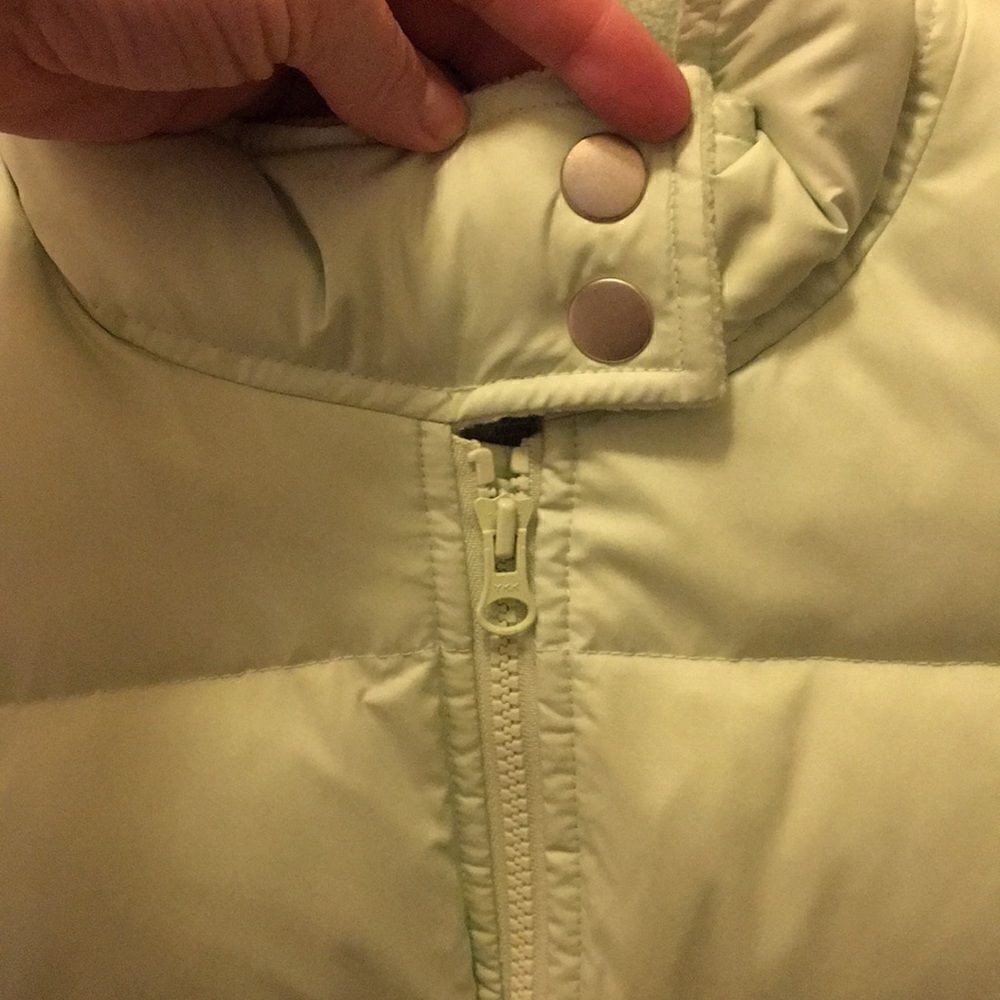 Ann Taylor Loft Puffer Vest size S - Picture 2 of 7